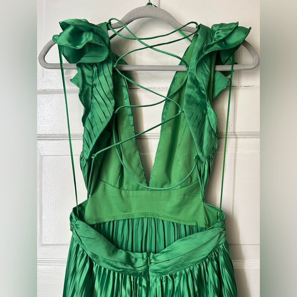 Fashion Nova Ariana Pleated Maxi Dress - Vibrant Green | S - Picture 7 of 13
